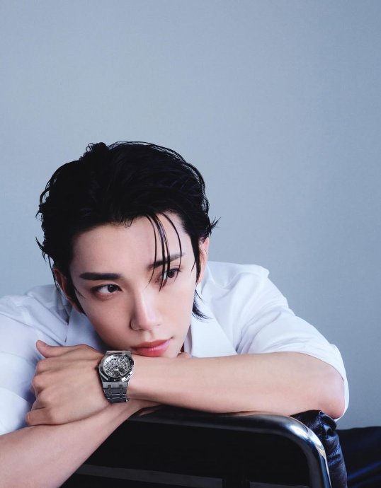 JOSHUA登《ESQUIRE JAPAN》刊